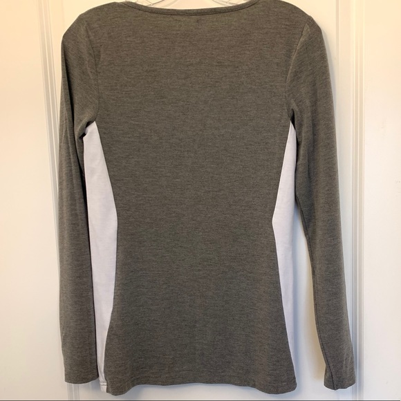 Guess - Picture 2 of 5